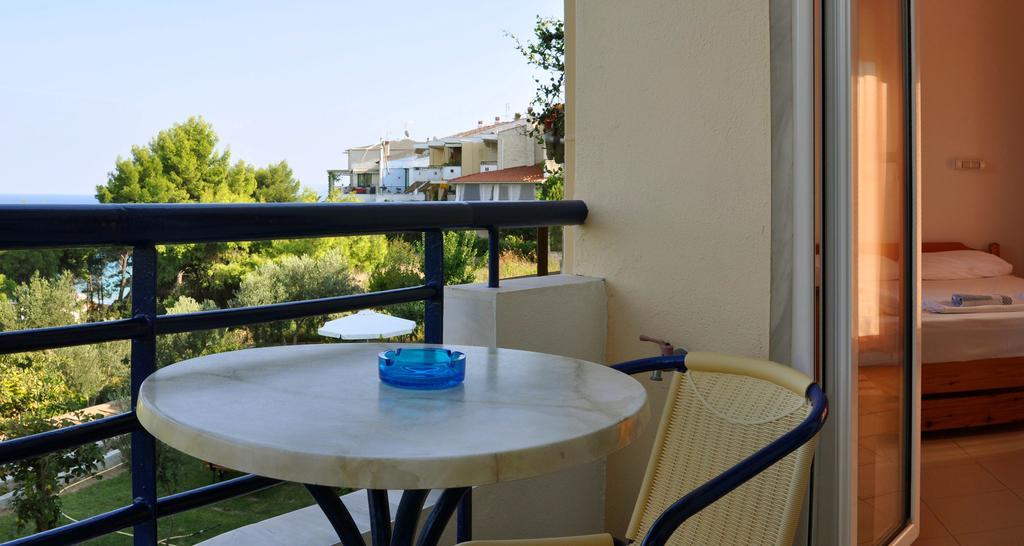 Adonis Hotel Kallithea  Phòng bức ảnh